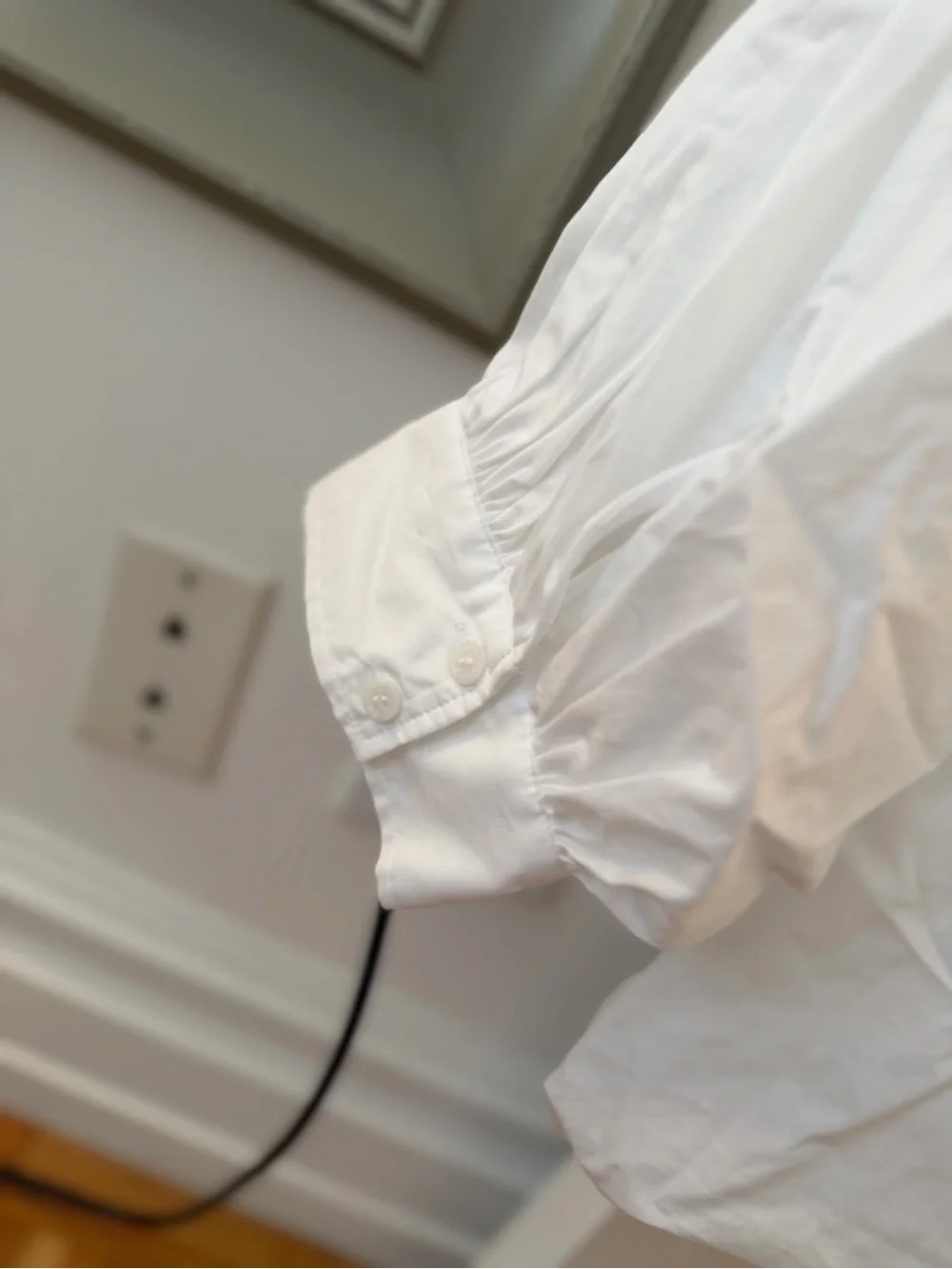 Zara White Pleated Poplin Collared Blouse